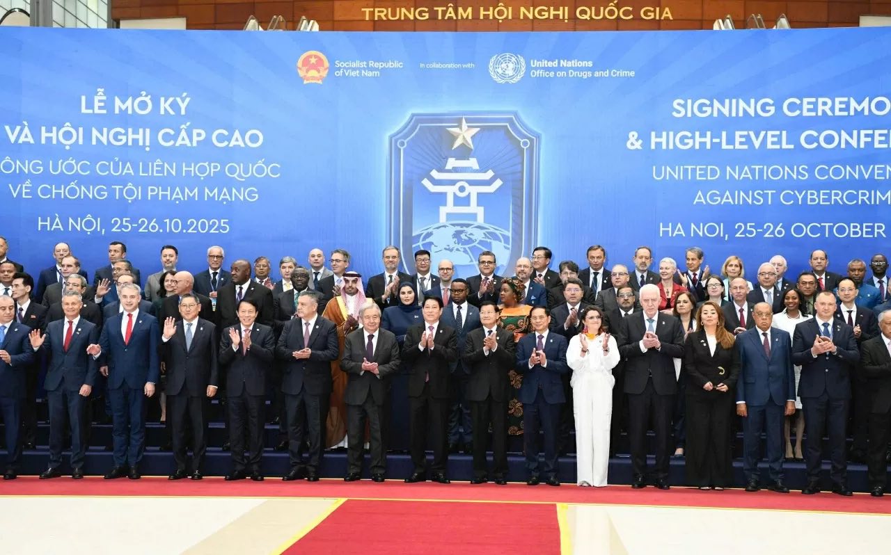 Lễ đón chính thức các Trưởng đoàn tại Lễ mở ký Công ước Liên hợp quốc về chống tội phạm mạng